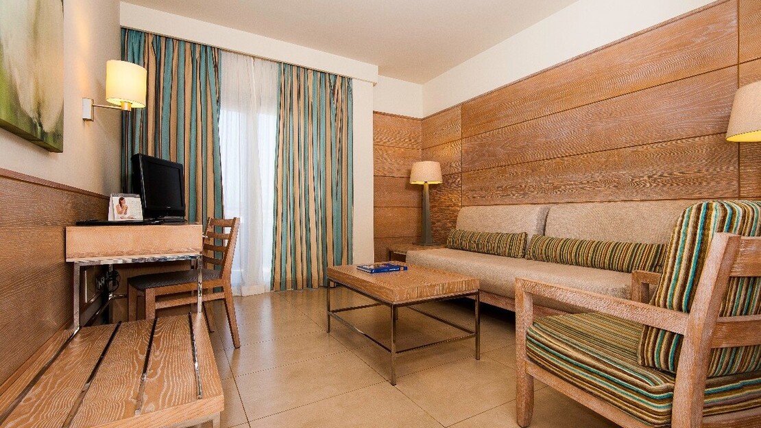 Kn Arenas del Mar Hotel